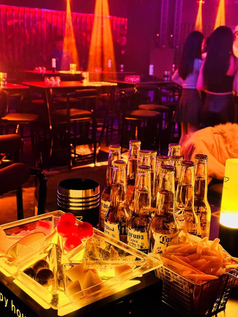 泸州商务ktv组局指南-泸县ktv预定